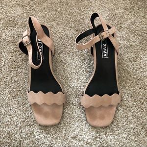 NWOB Sol Sana Light Pink Suede Heels